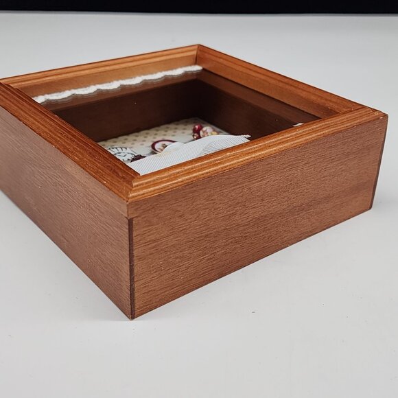 Reutter Original Germany Miniature Room Diorama With Tea Set & Baby Carriage - Picture 12 of 12